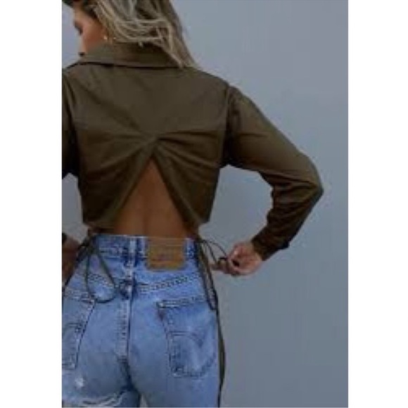 Khaki Button Down Crop Shirt Tie Details - Picture 5 of 16